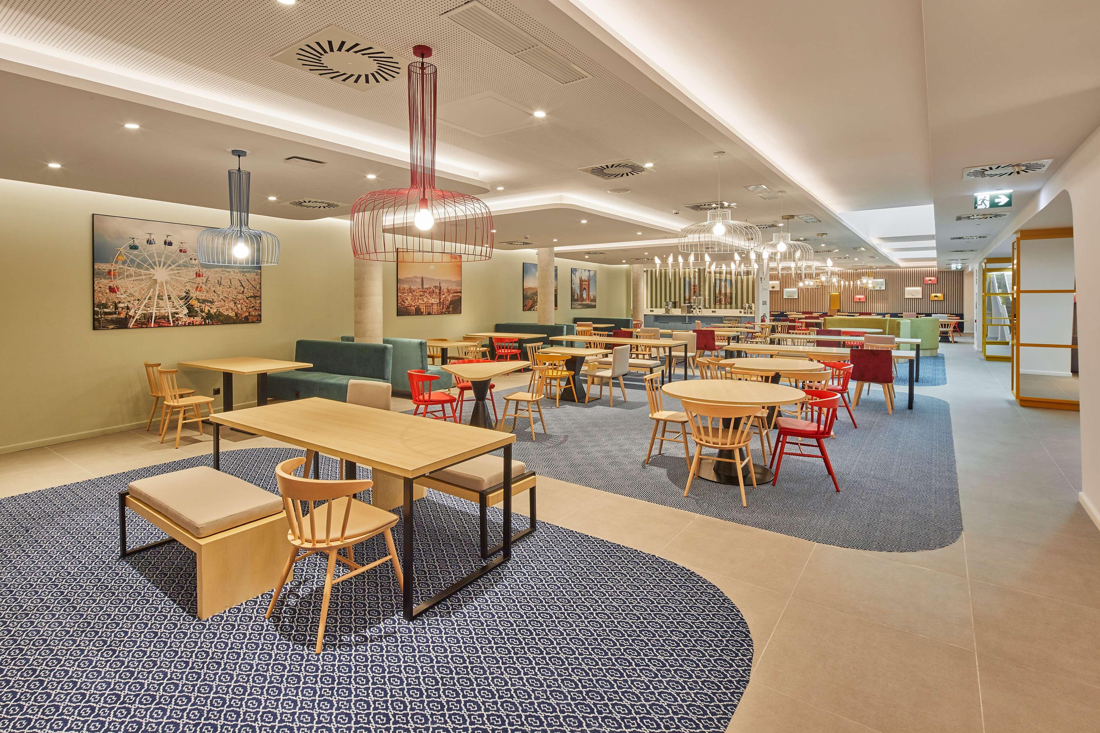 Hampton By Hilton Barcelona Fira Gran Via Hotel L'Hospitalet de Llobregat Exterior photo